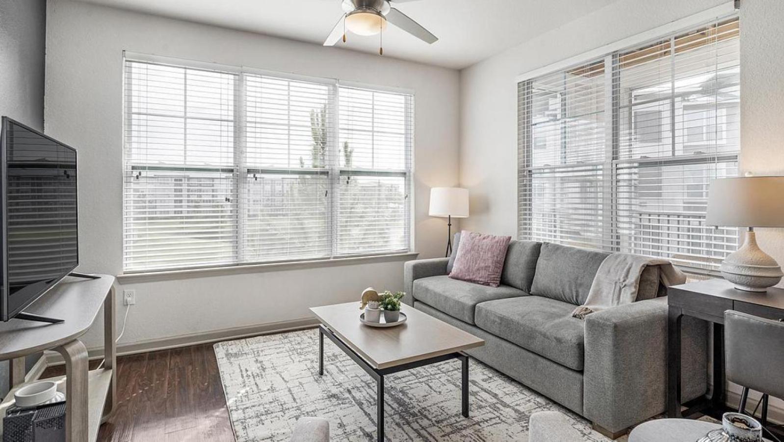 Landing At The Nine At Memphis - 3 Bedrooms In University Extérieur photo